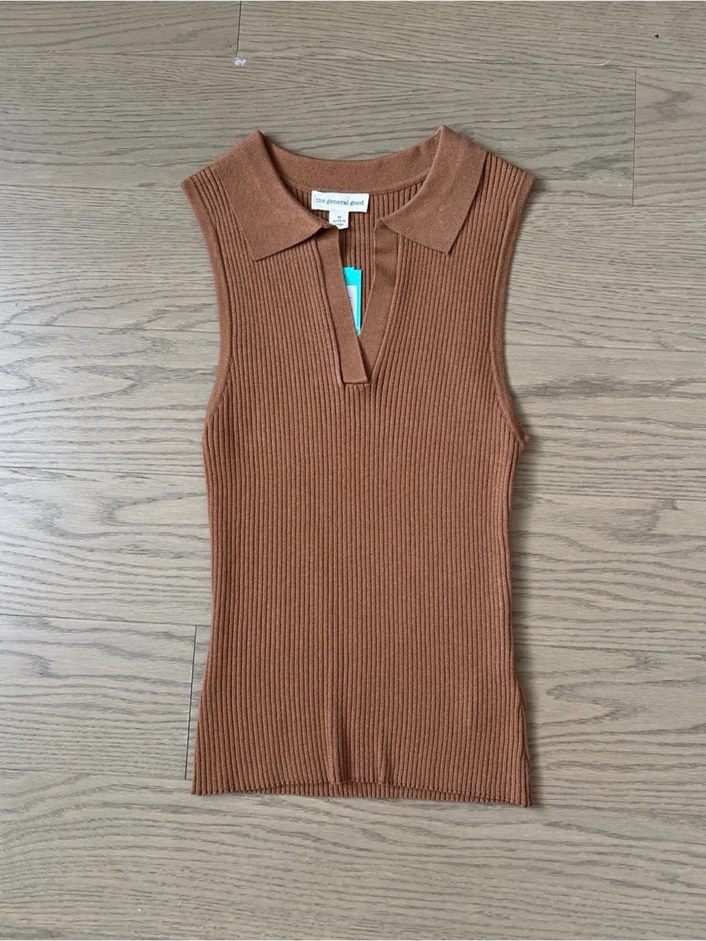 Ribbed light brown sweater tank